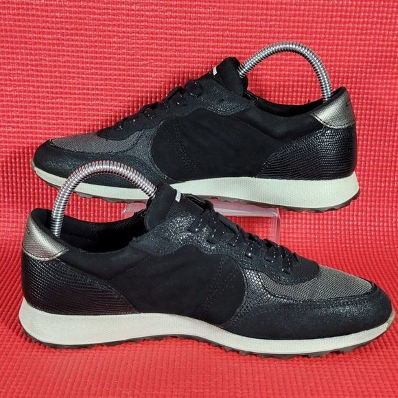 Ecco Danish Design Sneakers - Women's US 8 / EU 39 - Picture 2 of 8